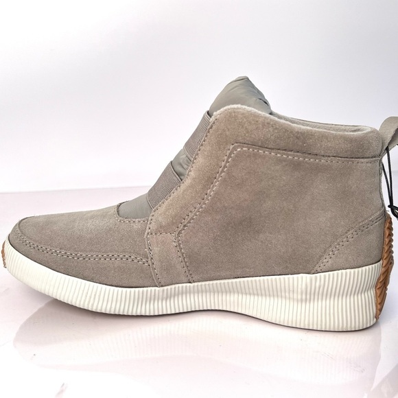 NWT!  Sorel Women's Out 'N About Plus Boot — Waterproof Leather Boots - Size 7.5 - Picture 4 of 12